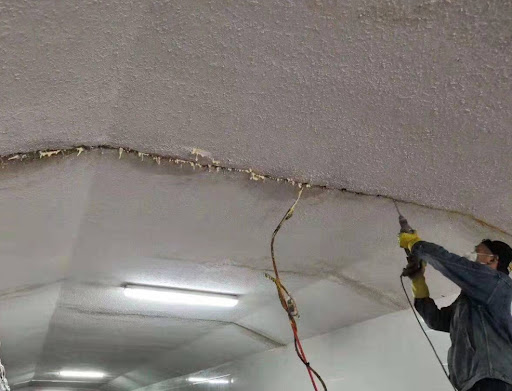 Wall cracks? Don't worry, sealants are here to help!